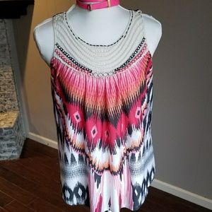 Multicolored sleeveless tank top.
